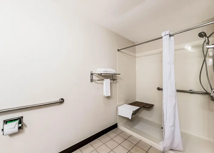 Quality & Hotel 4*